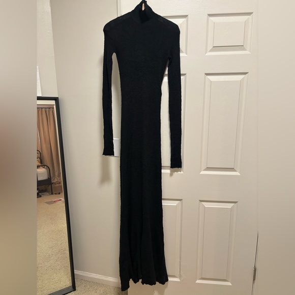 Balenciaga 2022 long dress. - Picture 2 of 14